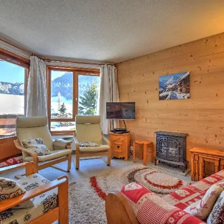 3 Pieces Renove, Pieds Des Pistes Et Proche Centre, - Fr-1-524-35 Apartment Morzine